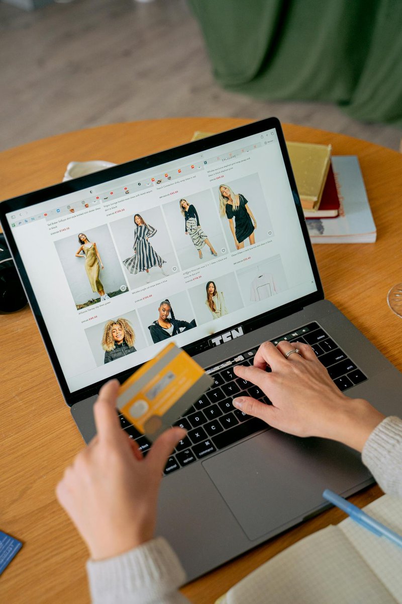Software house para e-commerce: quando plataformas prontas não são suficientes