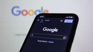 GEO e SEO para software houses: guia definitivo para aparecer no Google e nas respostas de IA